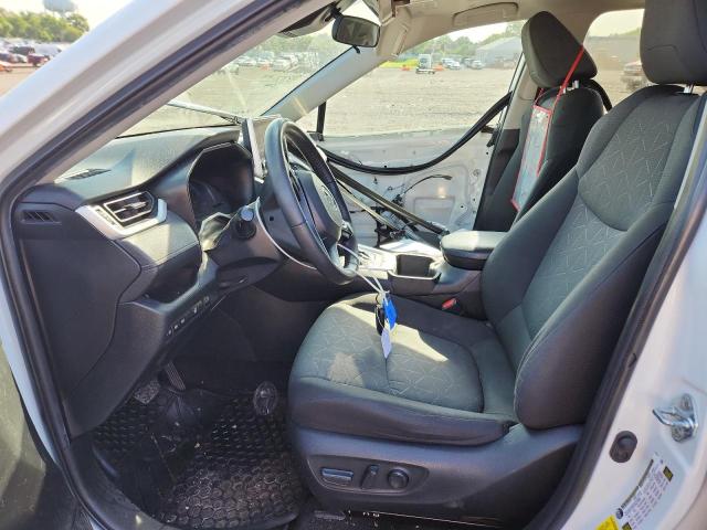 2T3RWRFV0PW176209 - 2023 TOYOTA RAV4 XLE WHITE photo 7