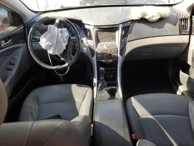 5NPEC4AB9CH430427 - 2012 HYUNDAI SONATA SE SILVER photo 8