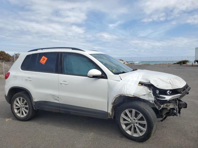 WVGAV7AX5HK048888 - 2017 VOLKSWAGEN TIGUAN S WHITE photo 4