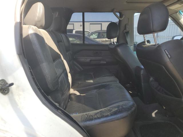 JN8DR09Y71W576011 - 2001 NISSAN PATHFINDER LE WHITE photo 11