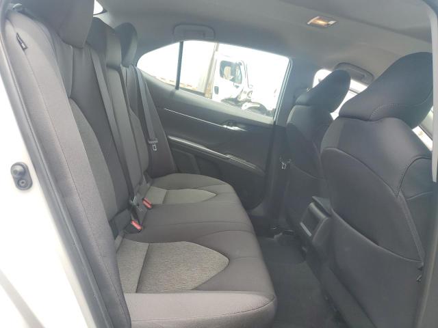 4T1C11AK4RU241092 - 2024 TOYOTA CAMRY LE WHITE photo 10