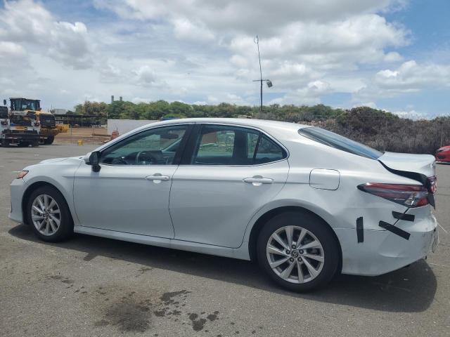 4T1C11AK4RU241092 - 2024 TOYOTA CAMRY LE WHITE photo 2