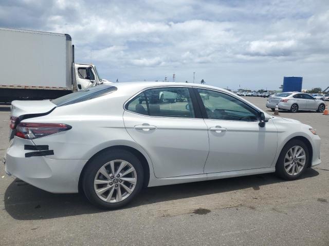 4T1C11AK4RU241092 - 2024 TOYOTA CAMRY LE WHITE photo 3