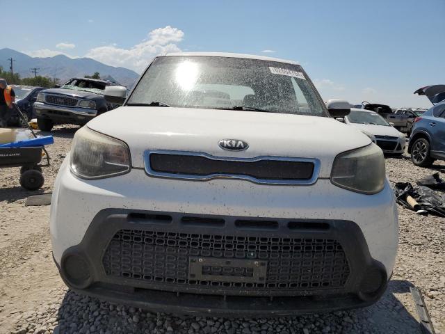 KNDJP3A51F7118361 - 2015 KIA SOUL + WHITE photo 5