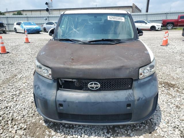 JTLKE50E391076973 - 2009 TOYOTA SCION XB WHITE photo 5