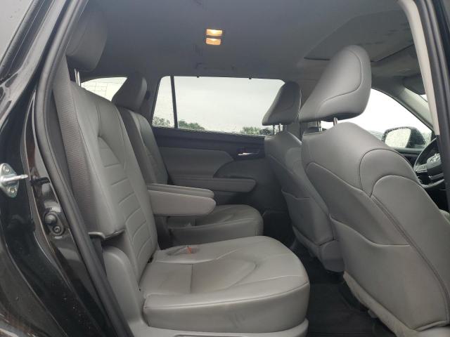 5TDGZRBH7NS241862 - 2022 TOYOTA HIGHLANDER XLE BLACK photo 11