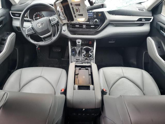 5TDGZRBH7NS241862 - 2022 TOYOTA HIGHLANDER XLE BLACK photo 8