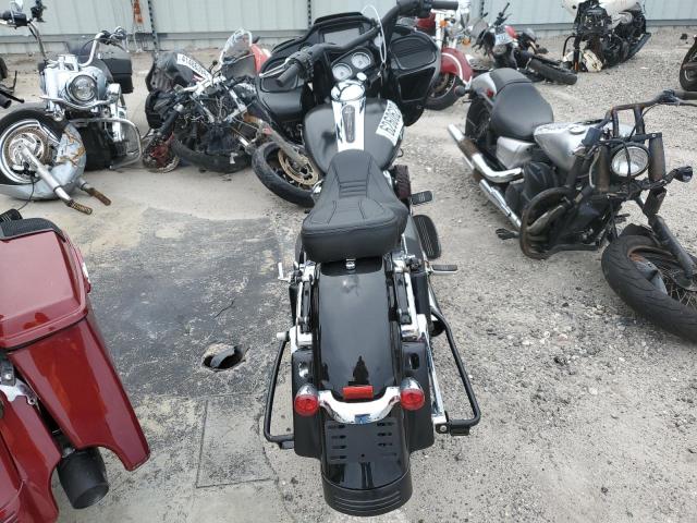 1HD1KHC13MB653724 - 2021 HARLEY-DAVIDSON FLTRX 黑色 照片 4