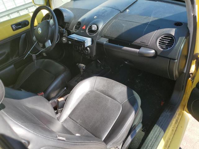 3VWPG3AG8AM011041 - 2010 VOLKSWAGEN NEW BEETLE YELLOW photo 8