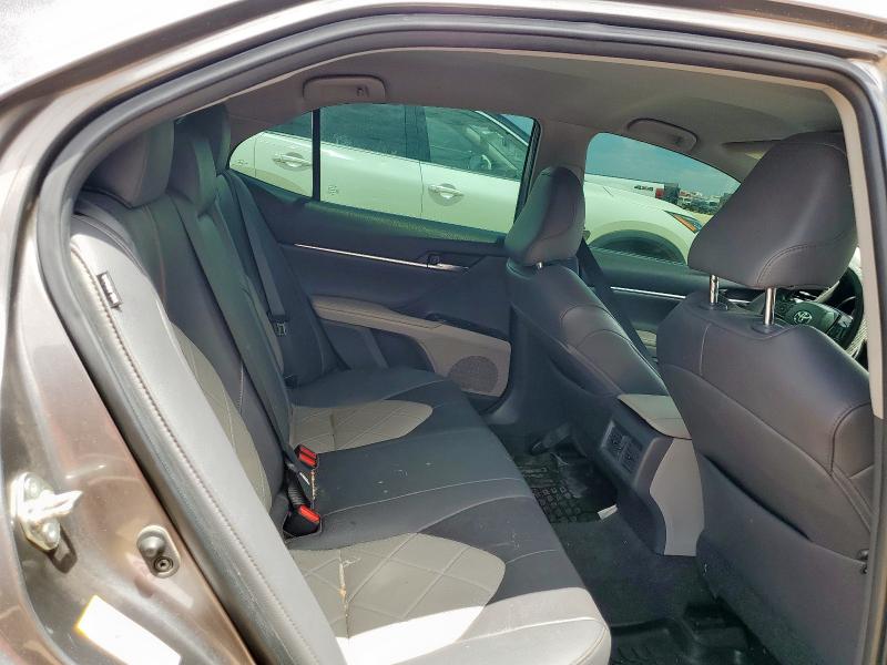 4T1B11HK6KU189777 - 2019 TOYOTA CAMRY L 灰色 照片 10