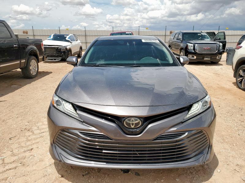 4T1B11HK6KU189777 - 2019 TOYOTA CAMRY L 灰色 照片 5