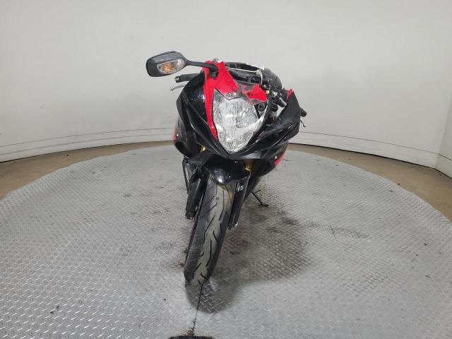 JS1GR7MA6E2100254 - 2014 SUZUKI GSX-R750 RED photo 2