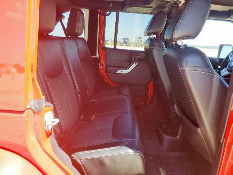 1C4BJWEG9FL623364 - 2015 JEEP WRANGLER U SAHARA RED photo 10