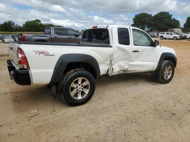 5TETU4GN9AZ717945 - 2010 TOYOTA TACOMA PRERUNNER ACCESS CAB WHITE photo 3