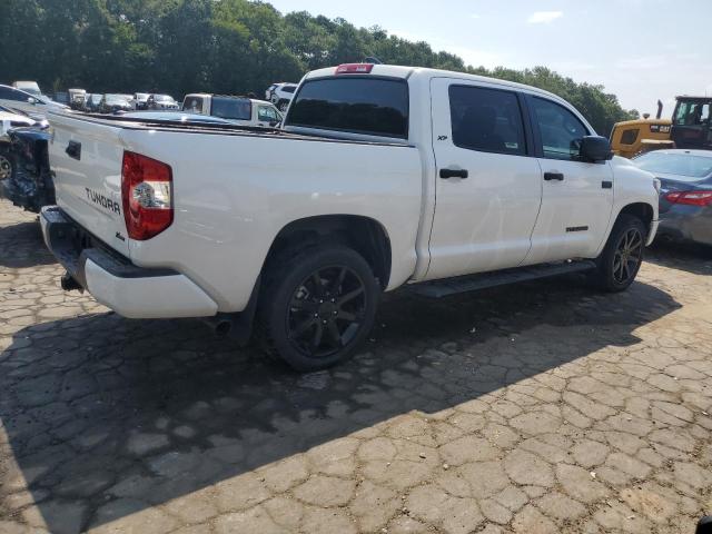 5TFDY5F15MX965067 - 2021 TOYOTA TUNDRA CREWMAX SR5 WHITE photo 3