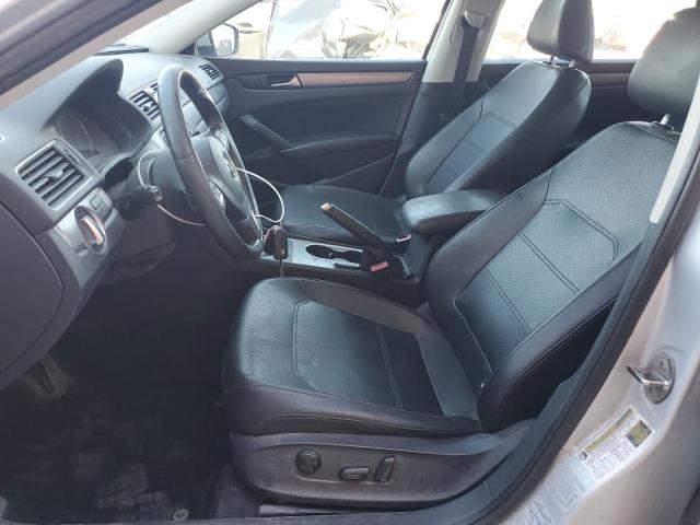 1VWBV7A34FC043482 - 2015 VOLKSWAGEN PASSAT SE SILVER photo 13