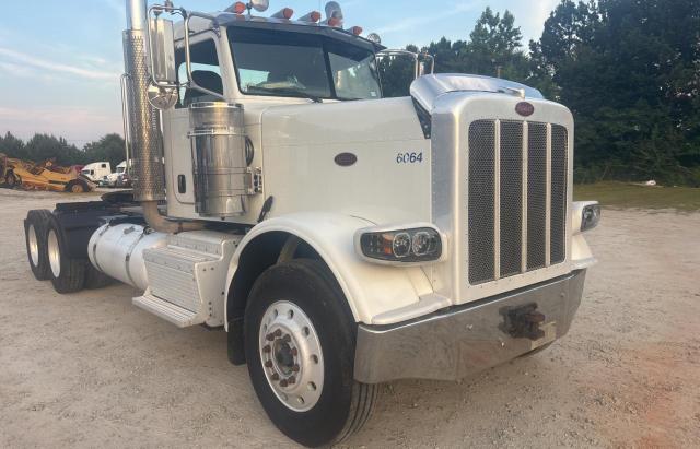2014 PETERBILT 388, 