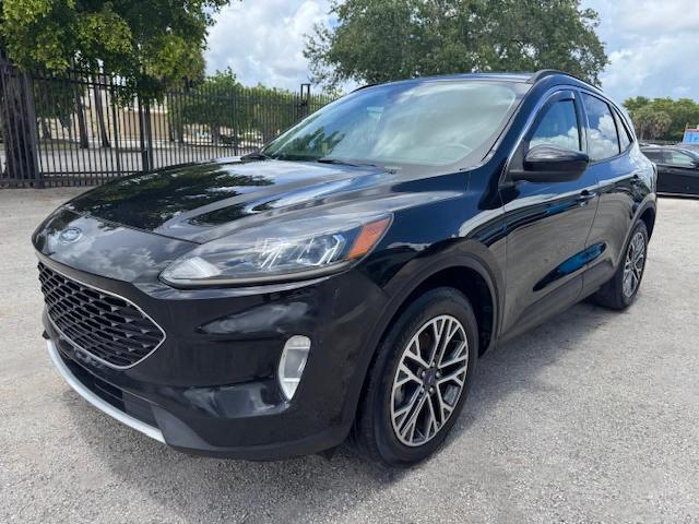 2020 FORD ESCAPE SEL, null