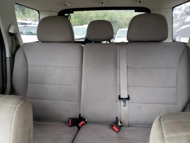 1FMCU9DG1CKB12534 - 2012 FORD ESCAPE XLT RED photo 10