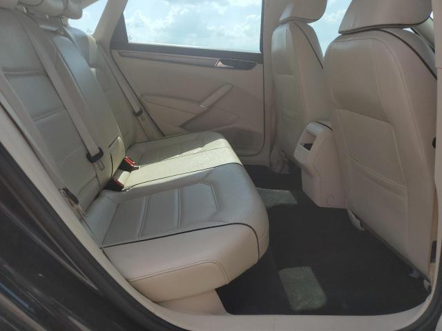 1VWDT7A30HC049815 - 2017 VOLKSWAGEN PASSAT R-LINE შავი ფოტო 10