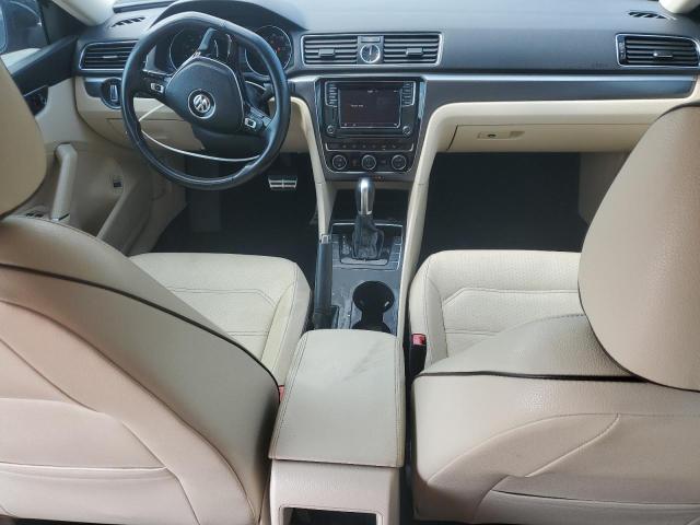 1VWDT7A30HC049815 - 2017 VOLKSWAGEN PASSAT R-LINE შავი ფოტო 8