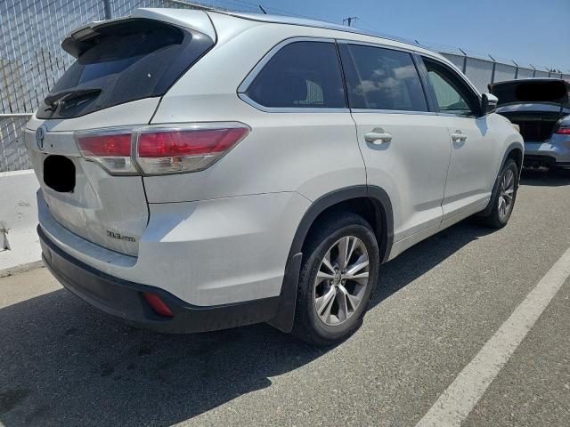 5TDJKRFHXFS168847 - 2015 TOYOTA HIGHLANDER XLE WHITE photo 4