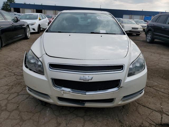 1G1ZD5E7XBF125952 - 2011 CHEVROLET MALIBU 2LT WHITE photo 5