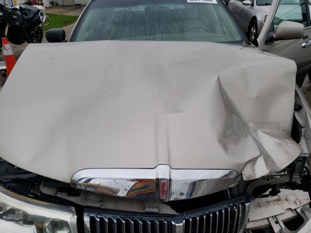 1LNHM81W22Y635634 - 2002 LINCOLN TOWN CAR EXECUTIVE BEIGE photo 11