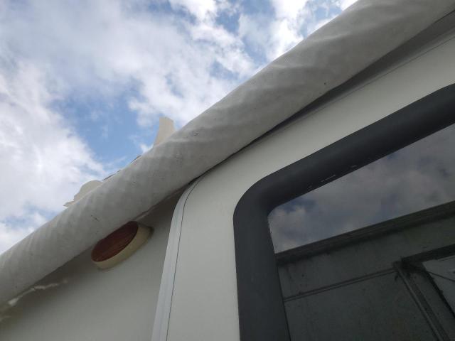 4YDT28029DB450082 - 2013 OUTB TRAVEL TRL WHITE photo 5