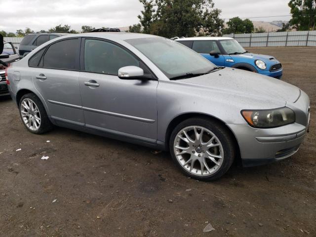 YV1MH682272259150 - 2007 VOLVO S40 T5 SILVER photo 4