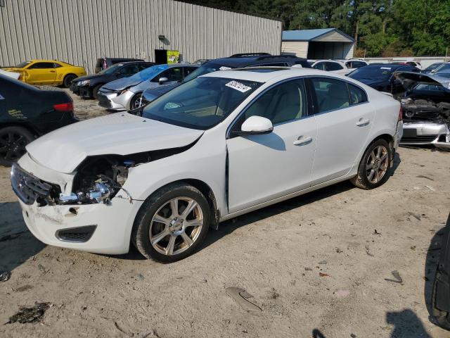 2012 VOLVO S60 T5, 