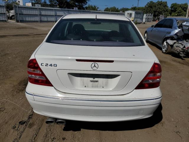 WDBRF61J95A665057 - 2005 MERCEDES-BENZ C 240 WHITE photo 6