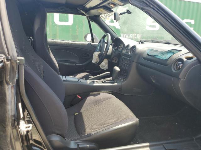 JM1NB353620225188 - 2002 MAZDA MX-5 MIATA BASE BLACK photo 10