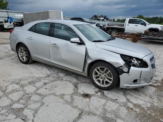 1G11D5RR2DF119154 - 2013 CHEVROLET MALIBU 1LT 银色 照片 4