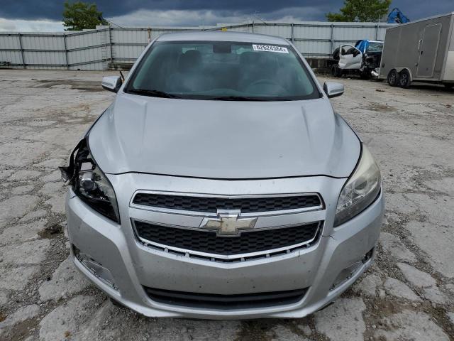 1G11D5RR2DF119154 - 2013 CHEVROLET MALIBU 1LT 银色 照片 5