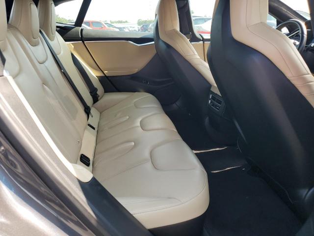 5YJSA1E26GF131998 - 2016 TESLA MODEL S 石墨色 照片 11