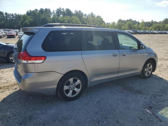 5TDKK3DCXBS009278 - 2011 TOYOTA SIENNA LE SILVER photo 3