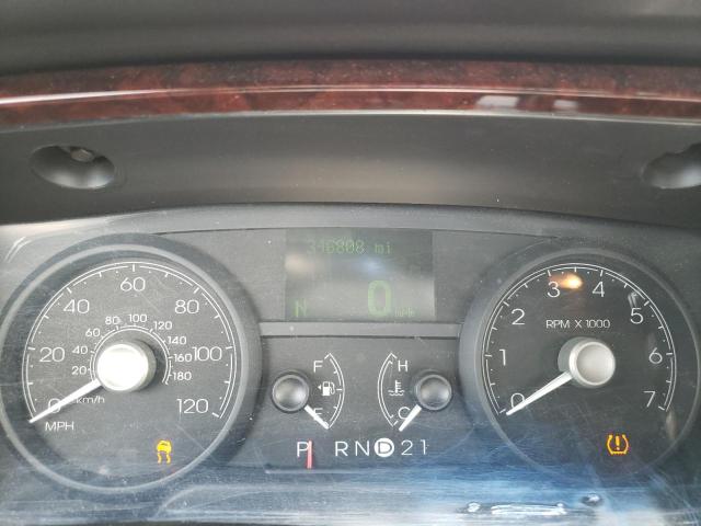 2LNBL8EV5AX752097 - 2010 LINCOLN TOWN CAR EXECUTIVE L BLACK photo 9