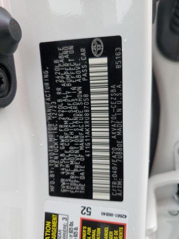 4T1G11AKXRU887058 - 2024 TOYOTA CAMRY SE NIGHT SHADE WHITE photo 12