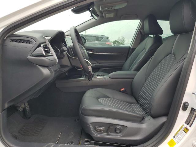 4T1G11AKXRU887058 - 2024 TOYOTA CAMRY SE NIGHT SHADE WHITE photo 7