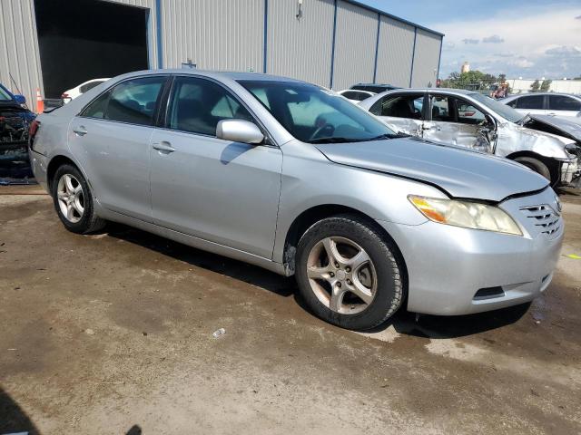 4T1BE46K97U055202 - 2007 TOYOTA CAMRY CE SILVER photo 4