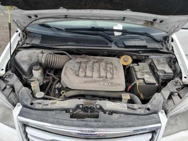 2C4RC1CG5GR189225 - 2016 CHRYSLER TOWN & COU TOURING L WHITE photo 12