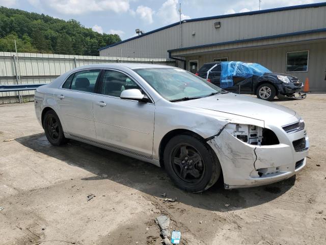 1G1ZH57B094212318 - 2009 CHEVROLET MALIBU 1LT 银色 照片 4