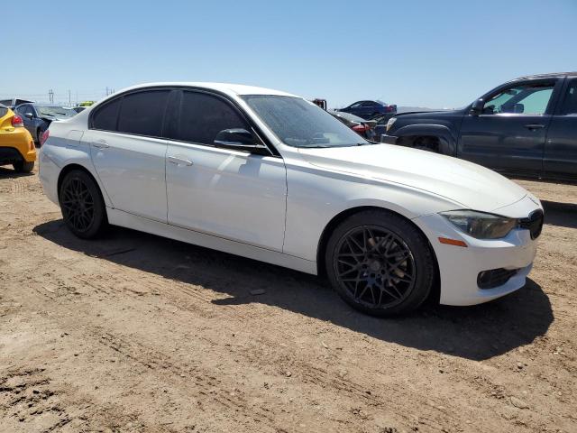 WBA3B1C59EPV79795 - 2014 BMW 320 I WHITE photo 4