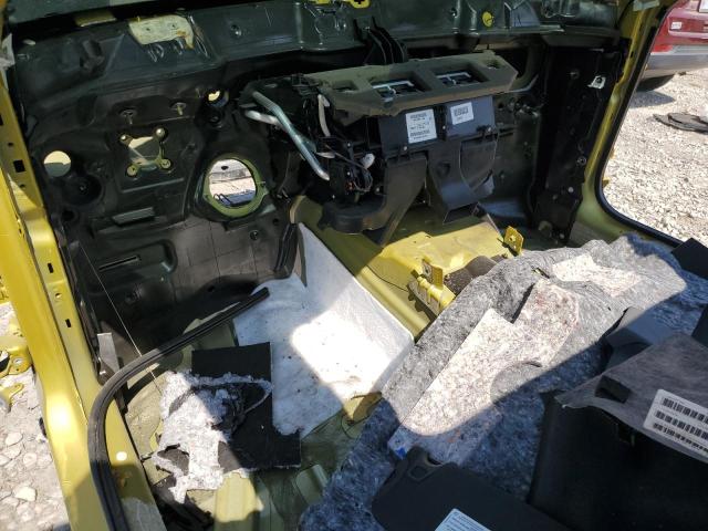 2C3CDZFJ2MH599642 - 2021 DODGE CHALLENGER R/T SCAT PACK GOLD photo 8