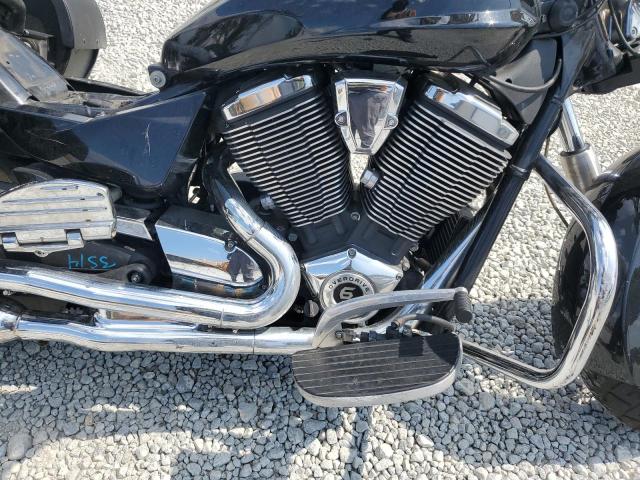 5VPRB36N2D3019144 - 2013 VICTORY MOTORCYCLES BOARDWALK BLACK photo 7