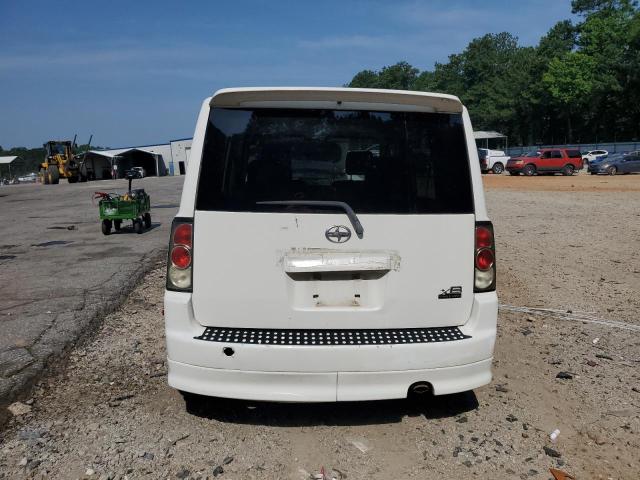 JTLKT324064096333 - 2006 TOYOTA SCION XB WHITE photo 6