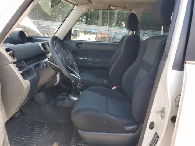 JTLKT324064096333 - 2006 TOYOTA SCION XB WHITE photo 7