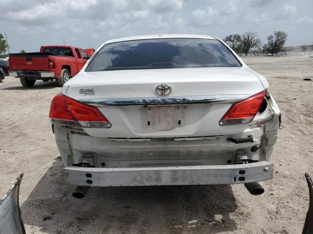 4T1BK3DB8BU420175 - 2011 TOYOTA AVALON BASE 白色 照片 6