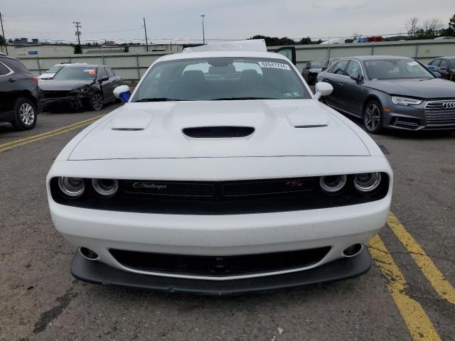 2C3CDZFJ3PH667922 - 2023 DODGE CHALLENGER R/T SCAT PACK WHITE photo 5